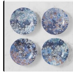 Williams Sonoma Michelle Kim Blue Floral Plates- Michelle Kim Collection

M1